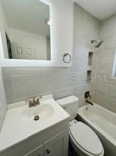 2043 Cass St, Sarasota FL  34231-7020 exterior