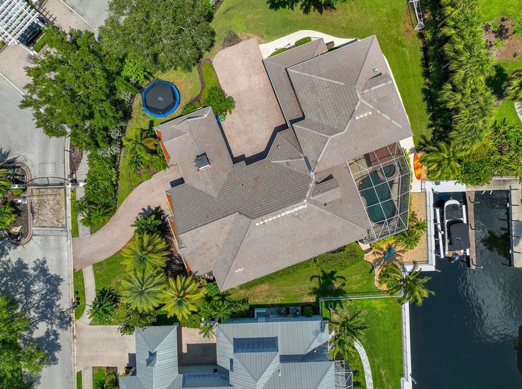 4782 Mainsail Dr, Bradenton FL  34208-9409 exterior