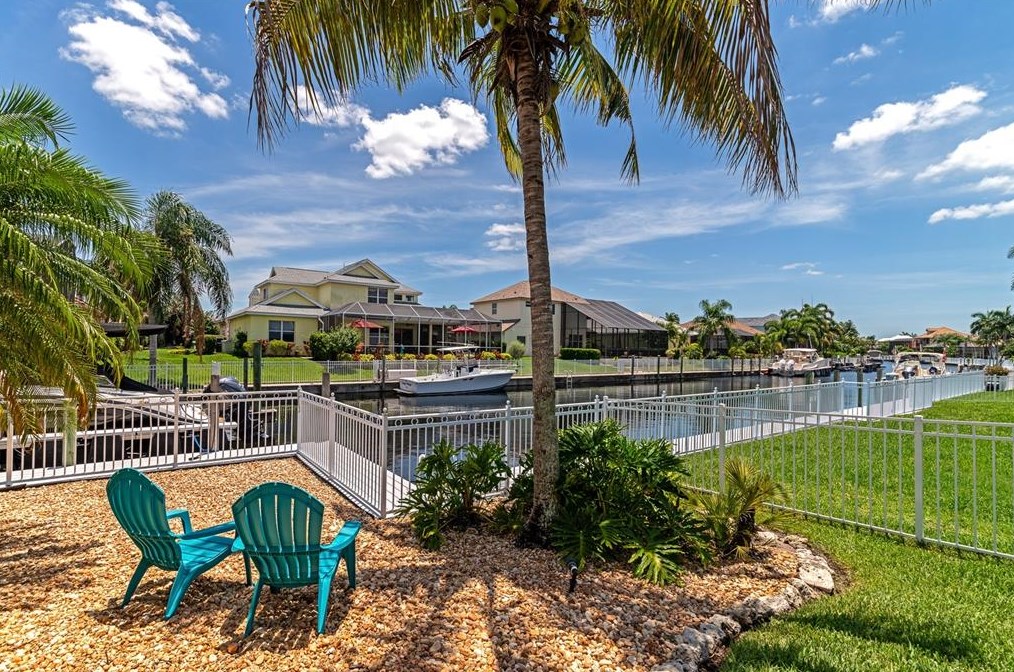 4782 Mainsail Dr, Bradenton FL  34208-9409 exterior