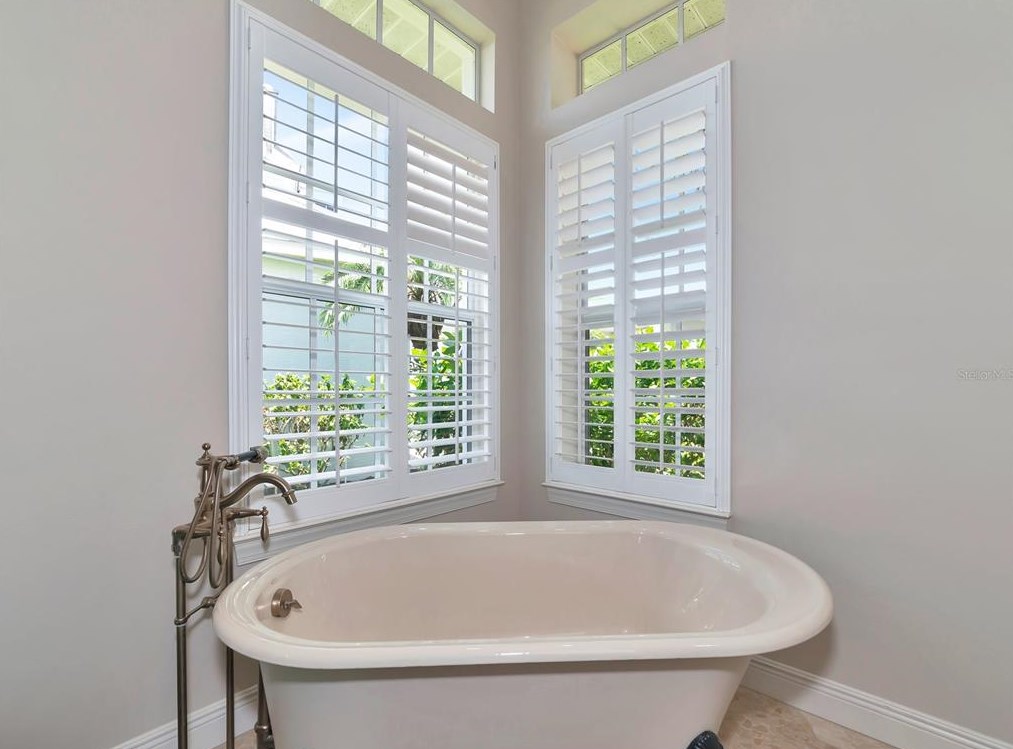 4782 Mainsail Dr, Bradenton FL  34208-9409 exterior