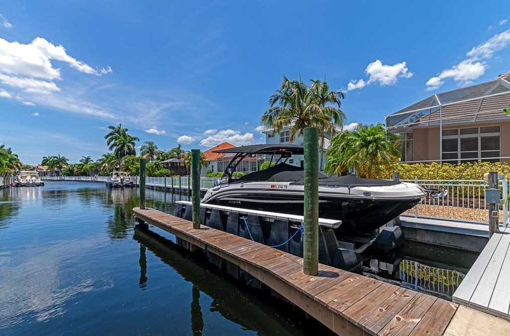 4782 Mainsail Dr, Bradenton FL  34208-9409 exterior