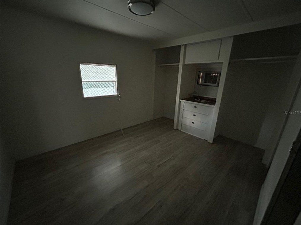 3933 Freedom Ave, Sarasota FL  34231-4505 exterior