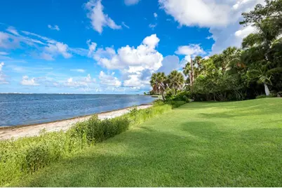 3301 Bay Shore Road, Sarasota, FL 34234 - Photo 7