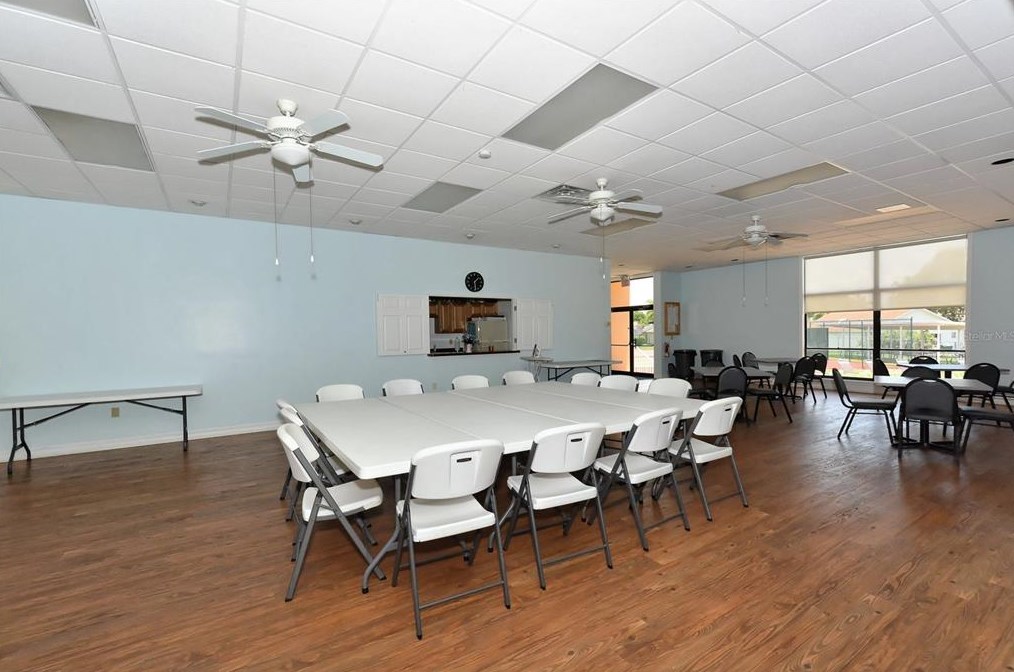 3947 37th Street Ct, Bradenton FL  34205-2303 exterior