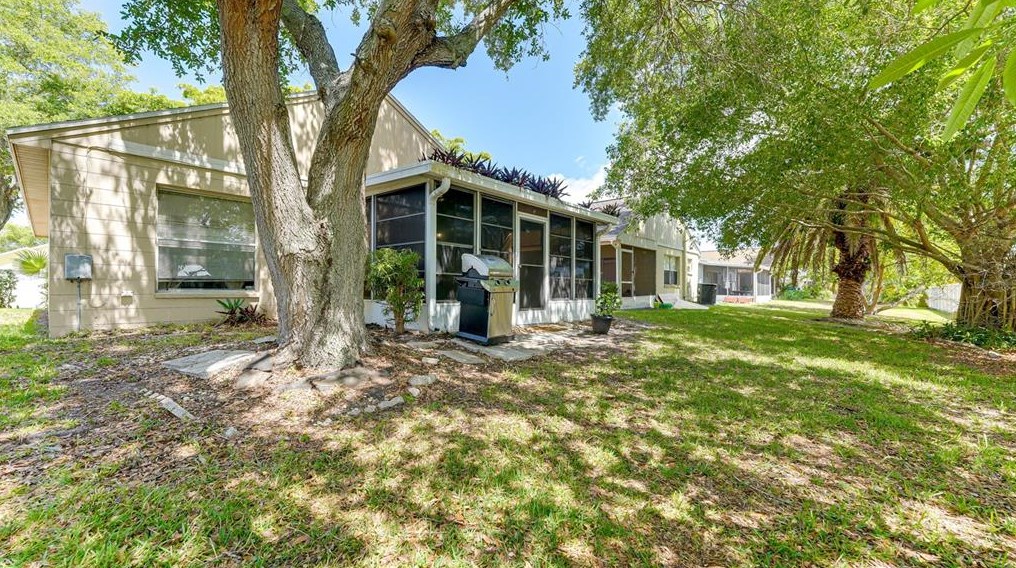 3947 37th Street Ct, Bradenton FL  34205-2303 exterior