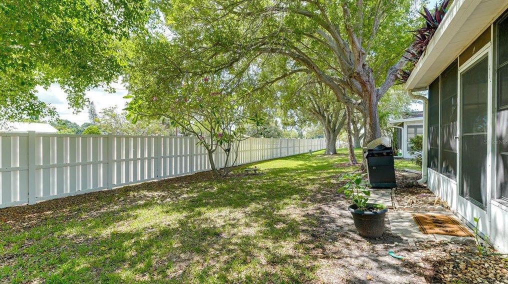 3947 37th Street Ct, Bradenton FL  34205-2303 exterior