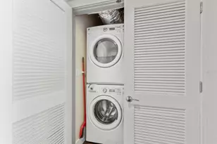 5325 Marina Dr, Bradenton Beach, FL 34217 - Photo 19