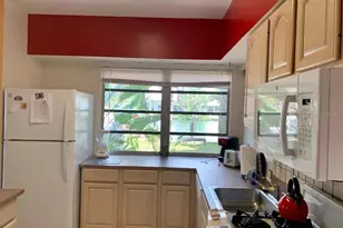 222 John Ringling Blvd, Sarasota, FL 34236 - Photo 15