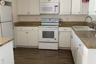 3375 8th St, Sarasota, FL 34237 - Photo 11