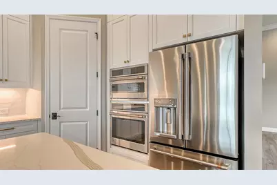 10629 Nicklaus Court, Englewood, FL 34223 - Photo 19