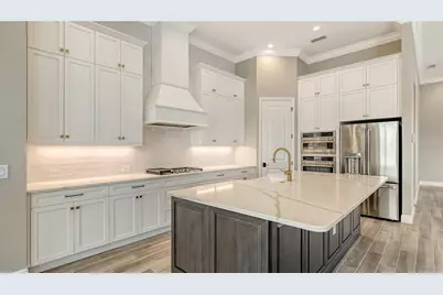 10629 Nicklaus Court, Englewood, FL 34223 - Photo 15