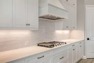 10629 Nicklaus Ct, Englewood, FL 34223 - Photo 17