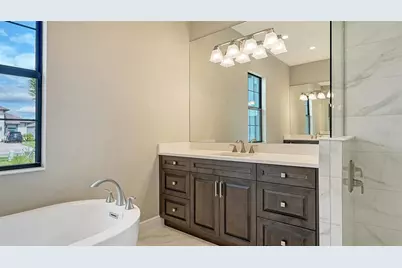 10629 Nicklaus Court, Englewood, FL 34223 - Photo 25