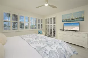 1260 Dolphin Bay Way, Sarasota, FL 34242 - Photo 21