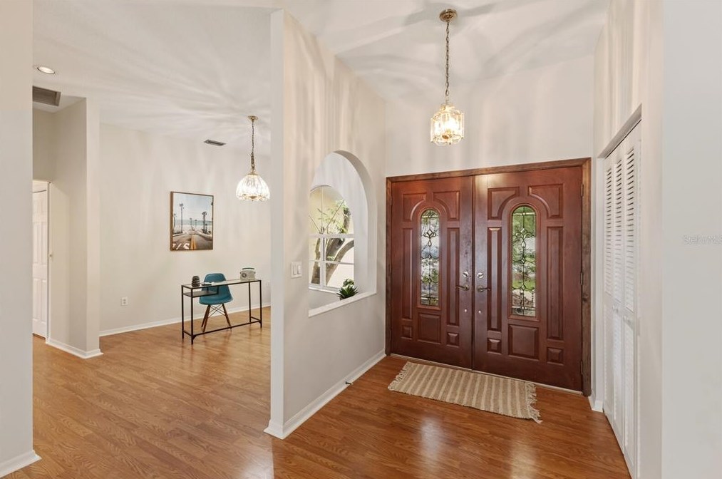 4959 80th Avenue Cir, Sarasota FL  34243-4916 exterior