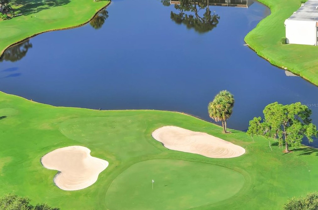 5147 Creekside Trl, Sarasota FL 34243-3879 exterior