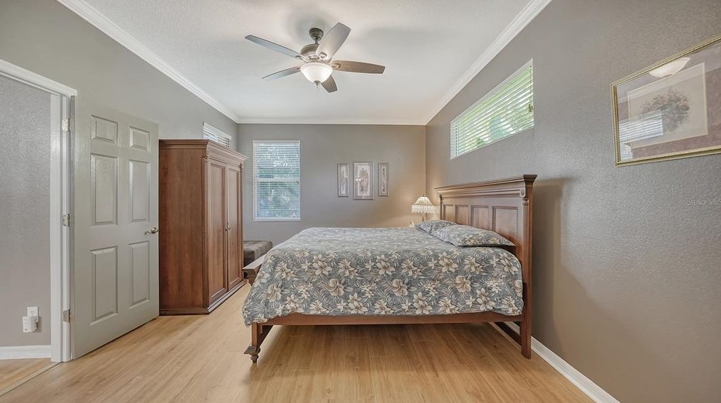 5147 Creekside Trl, Sarasota FL 34243-3879 exterior