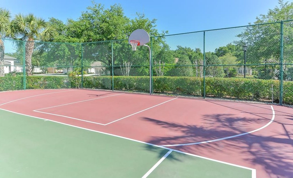 5147 Creekside Trl, Sarasota FL 34243-3879 exterior