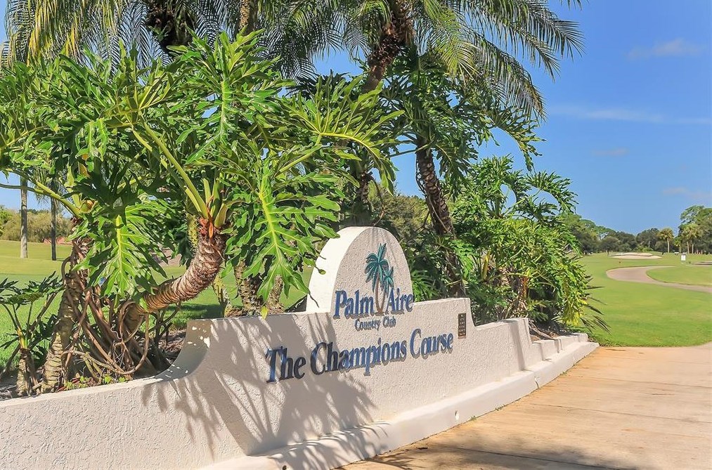 5147 Creekside Trl, Sarasota FL 34243-3879 exterior