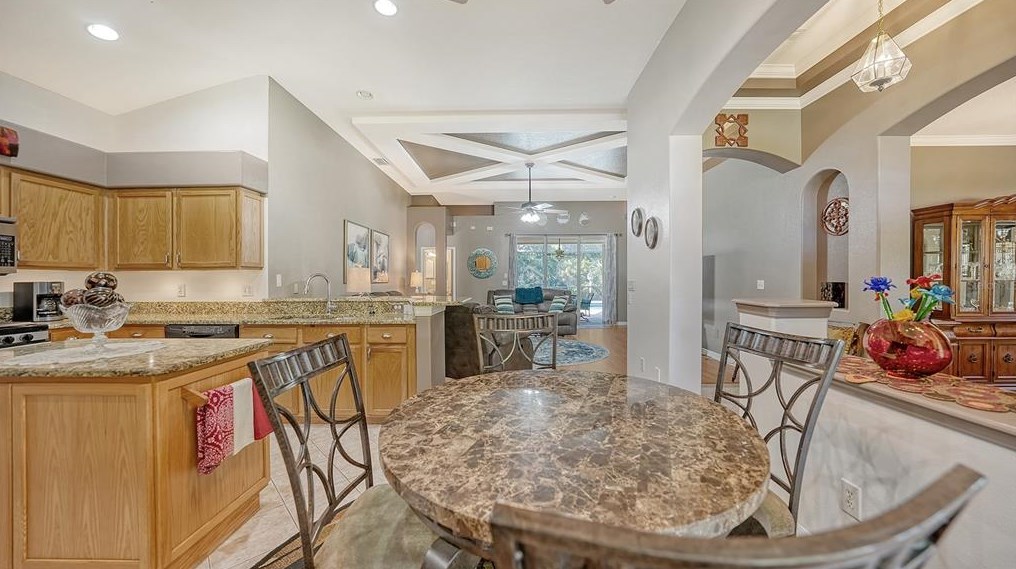 5147 Creekside Trl, Sarasota FL 34243-3879 exterior