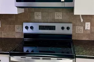 4223 Murfield Dr E, Bradenton, FL 34203 - Photo 9