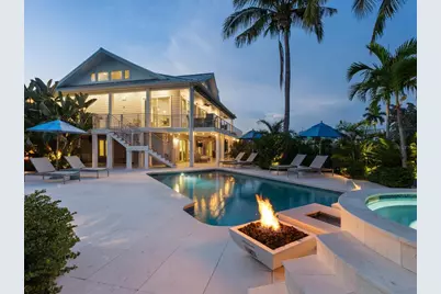 5727 Riegels Point Road, Sarasota, FL 34242 - Photo 3