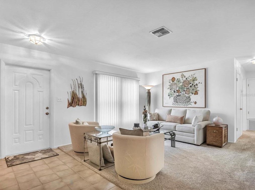 5364 Winewood Dr, Sarasota FL  34232-5624 exterior