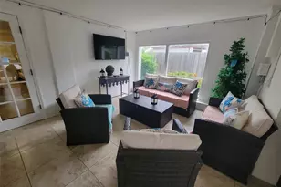 228 Van Buren Dr, Sarasota, FL 34236 - Photo 33