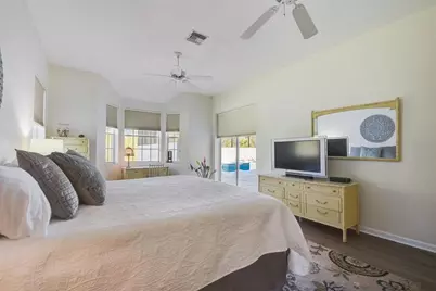 4653 Hadfield Drive, Sarasota, FL 34235 - Photo 37