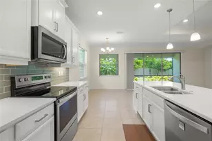 118 Veraza Ct, Nokomis, FL 34275 - Photo 11