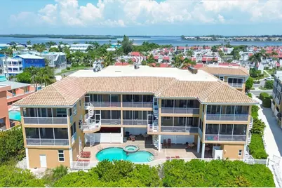 1900 Gulf Drive N #4, Bradenton Beach, FL 34217 - Photo 3