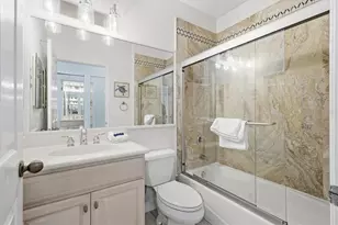 1900 Gulf Dr N, Bradenton Beach, FL 34217 - Photo 33
