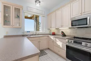 1900 Gulf Dr N, Bradenton Beach, FL 34217 - Photo 11