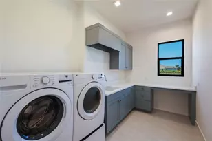 1107 Blue Shell Loop, Sarasota, FL 34240 - Photo 47