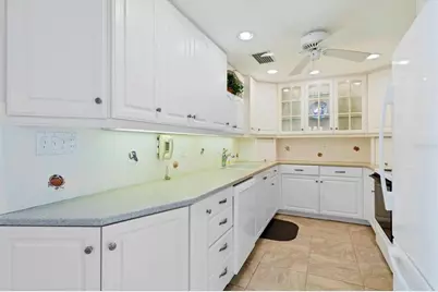 4485 Gulf Of Mexico Drive #PH2, Longboat Key, FL 34228 - Photo 7