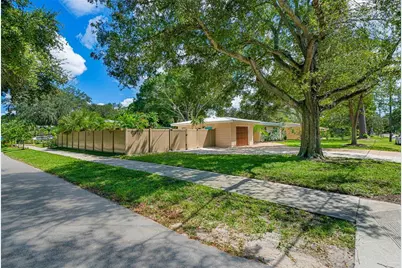 1451 S Jefferson Avenue, Sarasota, FL 34239 - Photo 25