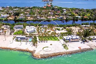 7665 Sanderling Rd, Sarasota, FL 34242 - Photo 7