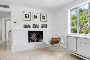 7665 Sanderling Rd, Sarasota, FL 34242 - Photo 21