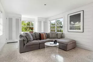 7665 Sanderling Rd, Sarasota, FL 34242 - Photo 45