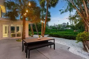 7665 Sanderling Rd, Sarasota, FL 34242 - Photo 59