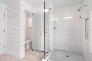 7665 Sanderling Rd, Sarasota, FL 34242 - Photo 35