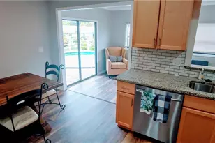 309 Shore T Rd, Nokomis, FL 34275 - Photo 15