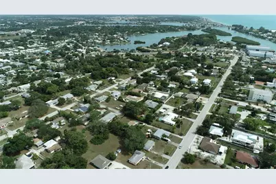 309 Shore T Road, Nokomis, FL 34275 - Photo 33
