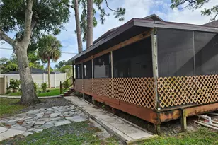 2631 Fiesta Dr, Venice, FL 34293 - Photo 25