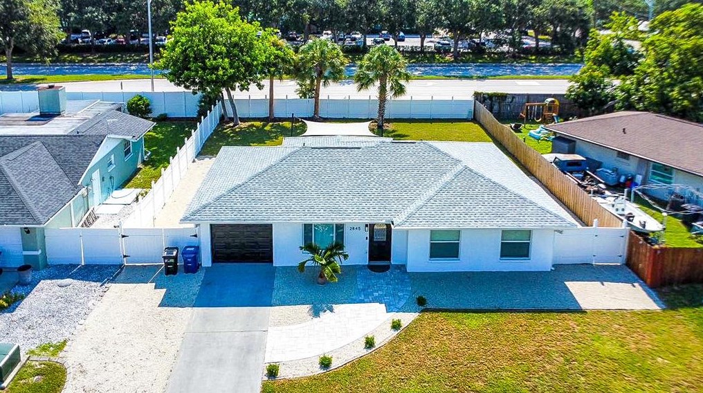 2845 Indianwood Dr, Sarasota FL  34232-6010 exterior