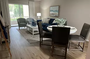 3600 Lake Bayshore Dr Bld K, Bradenton, FL 34205 - Photo 5