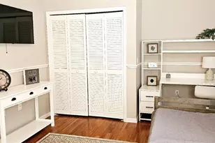 4026 Lyndhurst Ct, Sarasota, FL 34235 - Photo 13