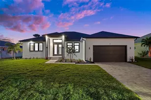 45 Bunker Ln, Rotonda West, FL 33947 - Photo 1