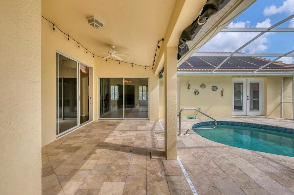 4224 Hearthstone Dr, Sarasota FL 34238-3232 exterior