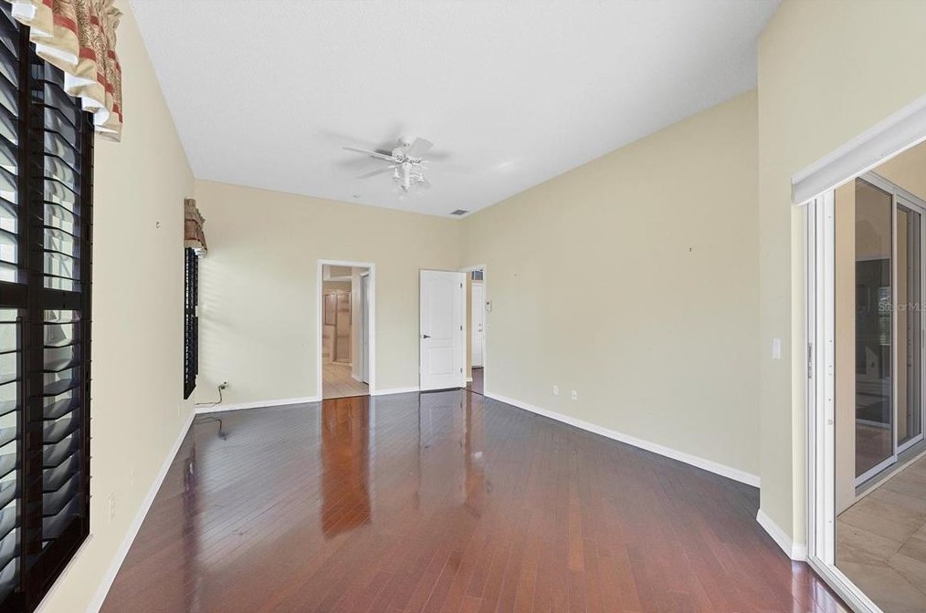 4224 Hearthstone Dr, Sarasota FL 34238-3232 exterior